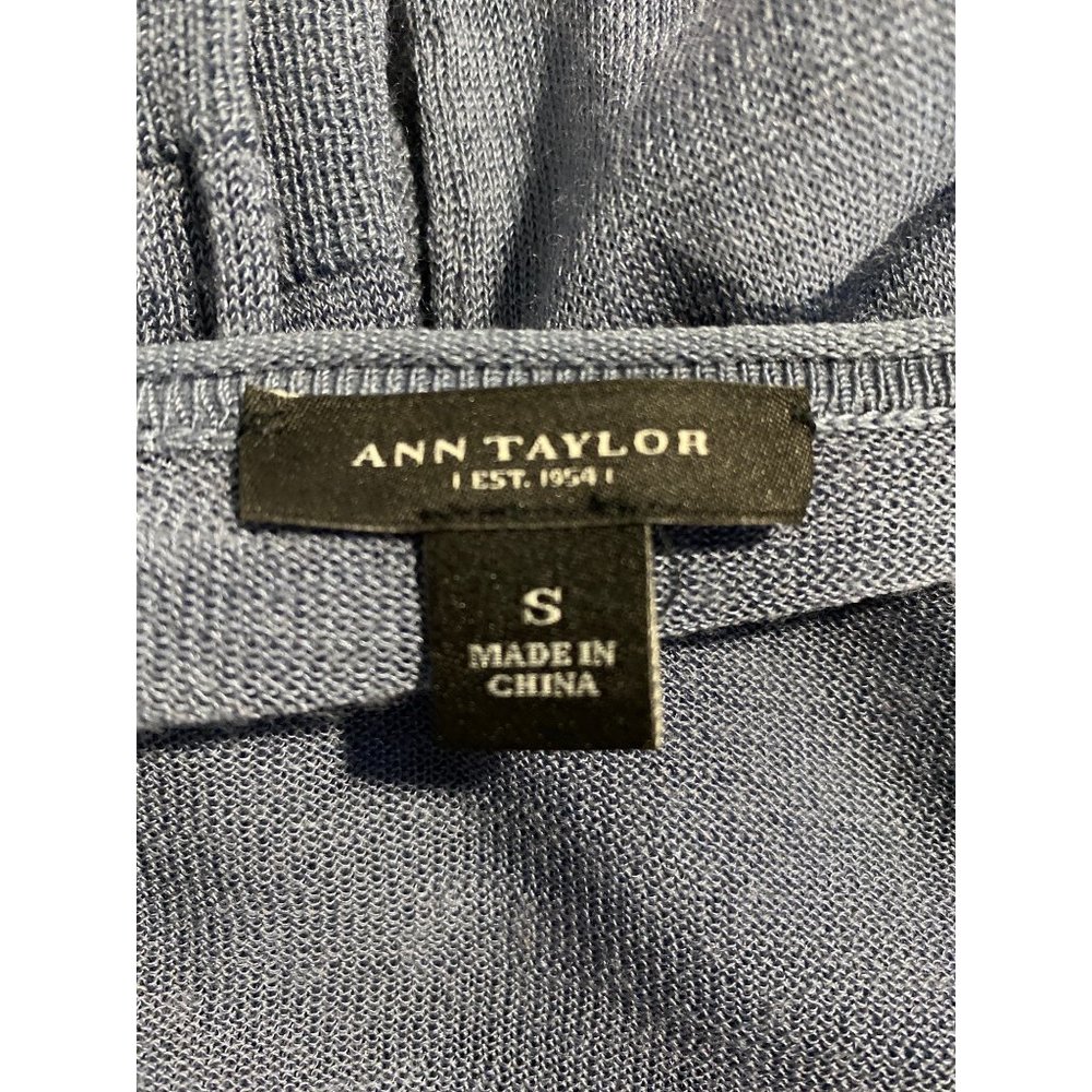 Ann Taylor‎ S Cardigan Sweater Solid Dusty Blue Color Button Down Front 3/4 SL - Picture 5 of 8